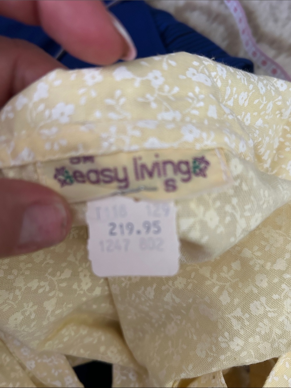 Yellow Easy Living Vintage Ruffle Hem Button-Front Women’s Dress - Picture 7 of 7
